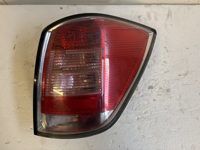 15927 Opel Astra H kombi Jobb hátsó Lámpa