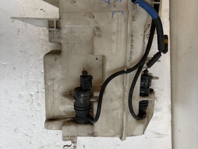 Opel Antara 2006-2015 Ablakmosó tartály Használt  