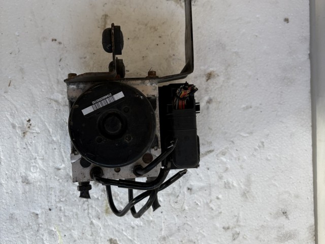 Ford C-max Mk2 2011 Abs kocka Használt   