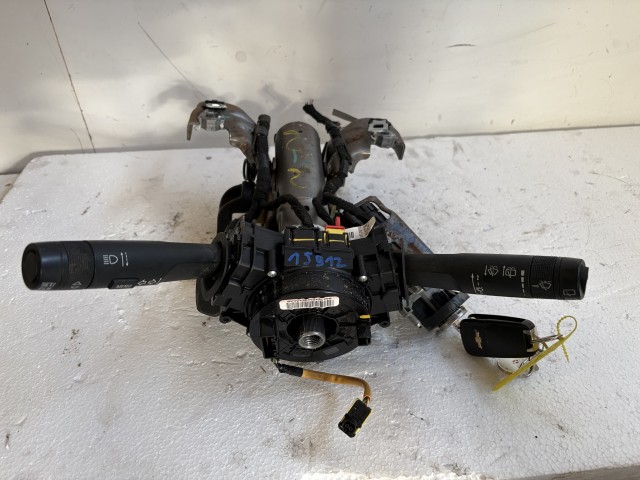 Chevrolet Trax U200 2013 Kormánykapcsoló Használt 