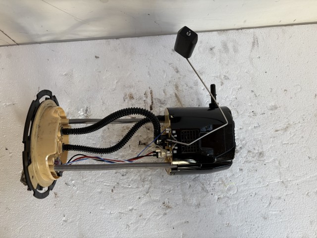 Opel Antara 2006-2015 2.2 cdti Üzemanyag szivattyú