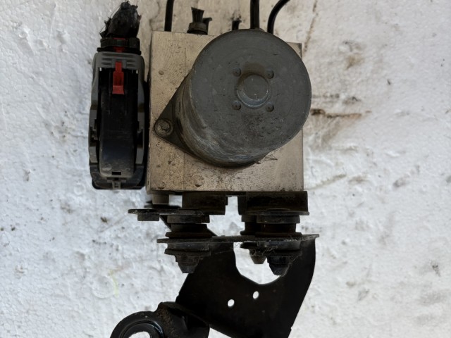 Volkswagen Passat B7 2010-2014 Abs kocka   