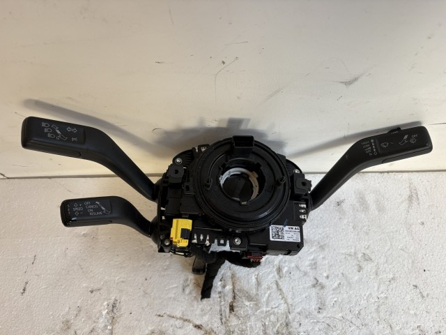Volkswagen Passat B7 2010-2014 Kormánykapcsoló Használt 
