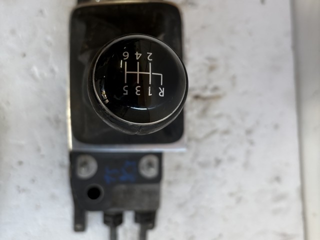 Volkswagen Passat B7 2010-2014 1.6 crtdi Váltókulissza Használt  6 sebességes