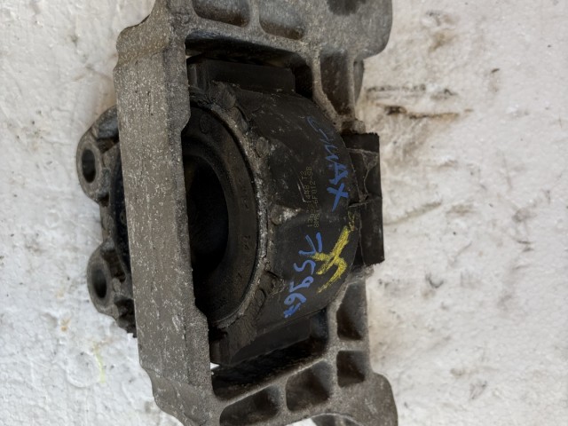 Ford C-max Mk2 2011 motortartó bak