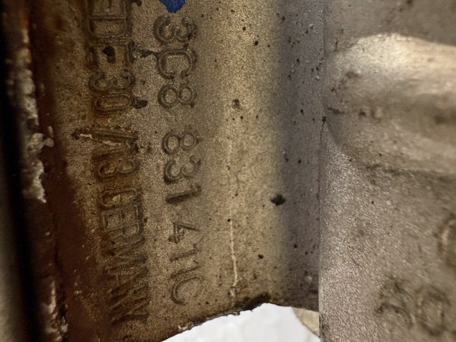 Volkswagen Passat B7 2010-2014 Bal első Ajtózsanér