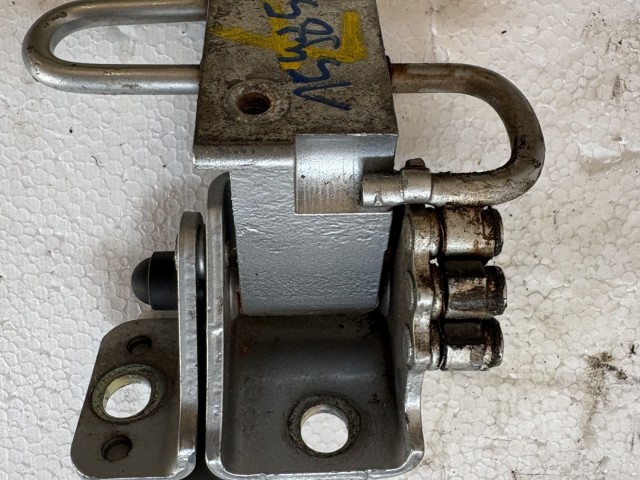 Volkswagen Passat B7 2010-2014 Bal első Ajtózsanér