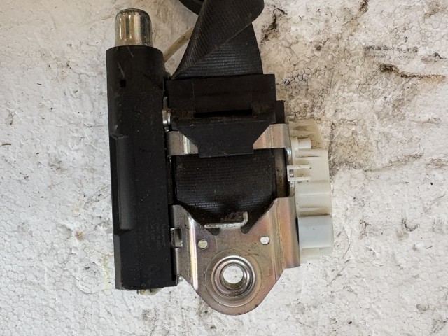 Volkswagen Passat B7 2010-2014 Jobb első Biztonsági öv Használt