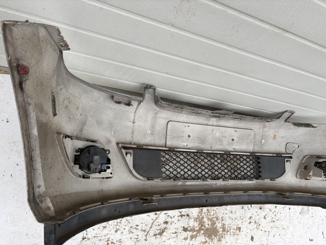 15993 Ford Fiesta első Lökhárító Ezüst