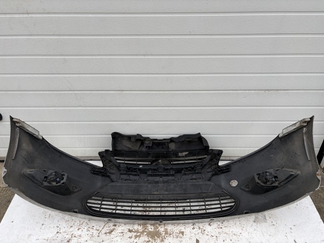 15994 Ford fOCUS II. első Ezüst Lökhárító