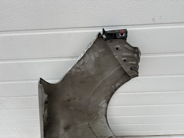 15996 Opel Zafira B Bal első Sárvédő Ezüst Z176