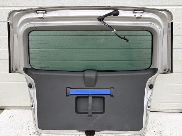 15997 Opel Zafira B Csomagtérajtó Használt Z176 Ezüst