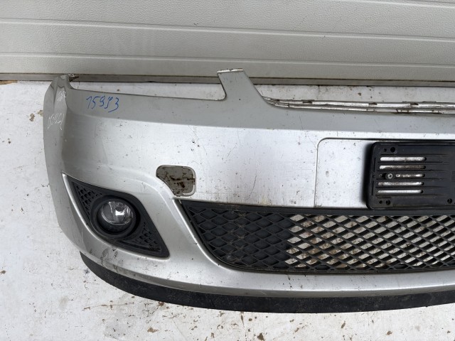 15993 Ford Fiesta első Lökhárító Ezüst