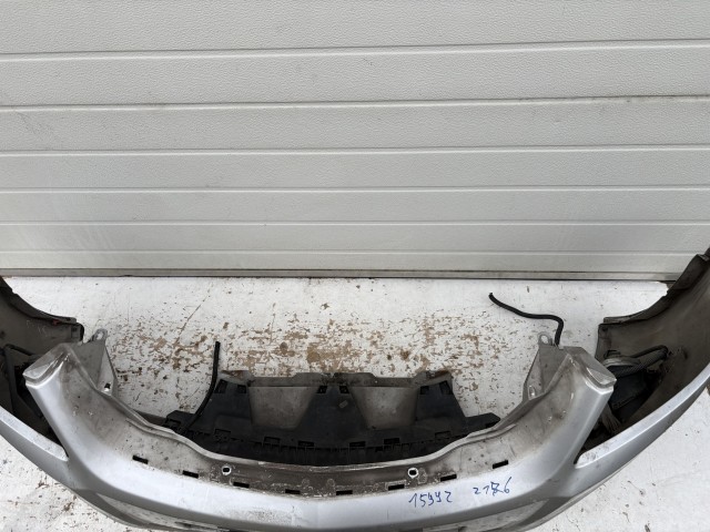 15992 Opel Zafira B első Lökhárító Ezüst Z176