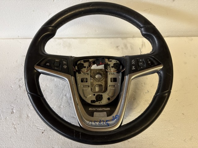 Opel Astra J 2009-2015 Kormánykerék Használt Fekete bőr  