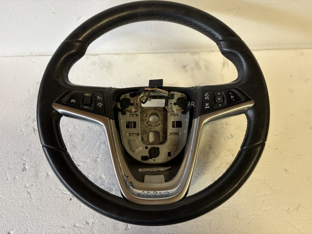 Opel Astra J 2009-2015 Kormánykerék Használt Fekete bőr  