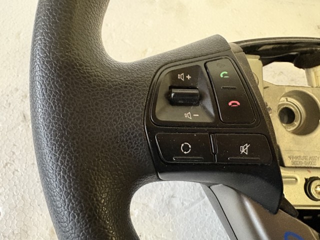 Kia Rio III.(UB) 2011-2017 Kormánykerék Használt Fekete műanyag  