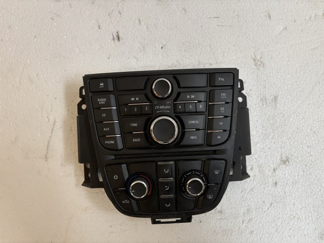 Opel Astra J Közép konzol cd 400 plus