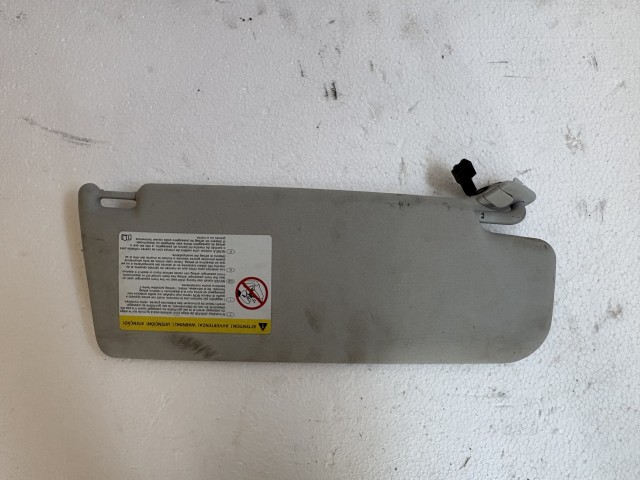 Volkswagen Passat B7 bal Napellenző Használt szürke