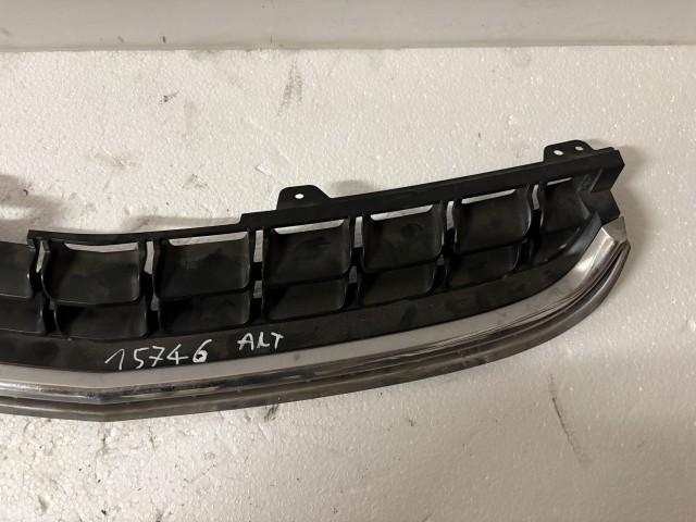 15746 Opel Antara 2006-2015 Díszrács Használt  