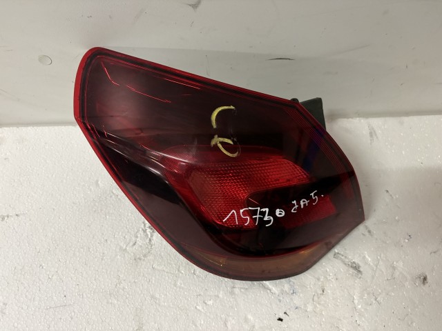 15730 Opel Astra J Bal hátsó Lámpa sötétitett 5 ajtós