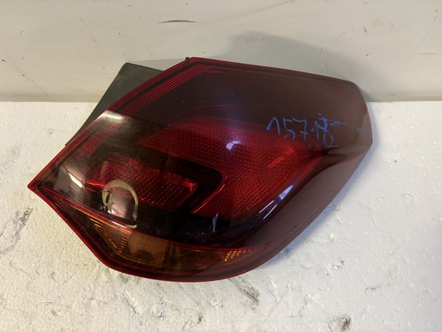 15718 Opel Astra J Jobb hátsó Lámpa 5 ajtós