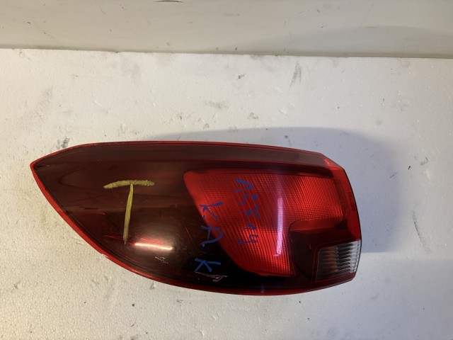 15719 Opel Astra K kombi Jobb hátsó Lámpa