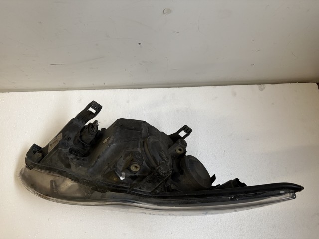 16090 Ford Focus II. 2008-2011 Bal első Lámpa Fényszóró