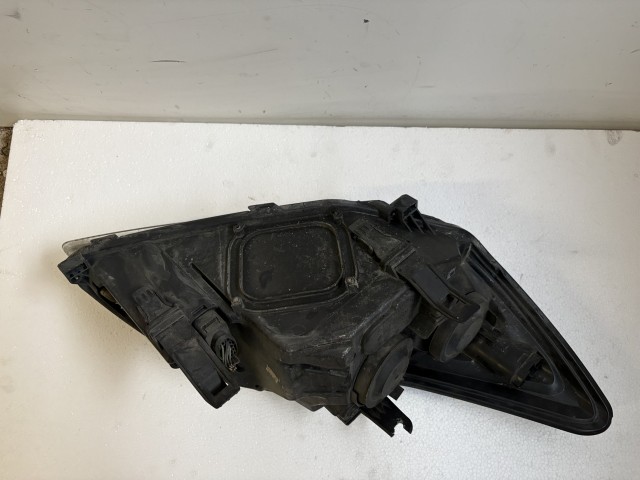 16090 Ford Focus II. 2008-2011 Bal első Lámpa Fényszóró