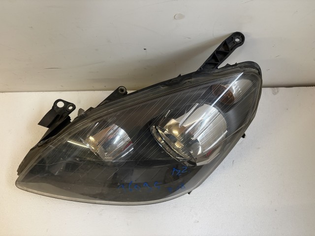 16095 Opel Zafira B Bal első Lámpa Fényszóró