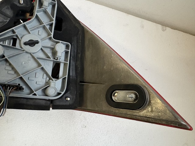 16097 Mercedes Benz C-Class W203 Bal hátsó Lámpa