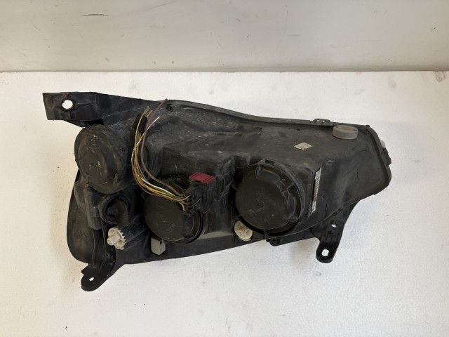 16093 Opel Corsa C Jobb első Lámpa Fényszóró