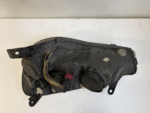 16093 Opel Corsa C Jobb első Lámpa Fényszóró