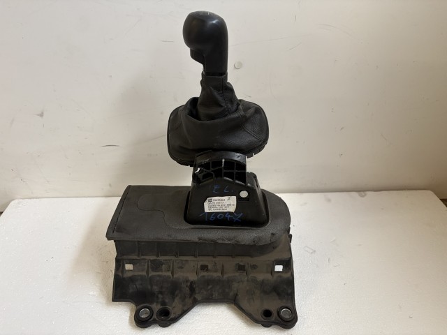 Opel Corsa E  Váltókulissza Váltókar