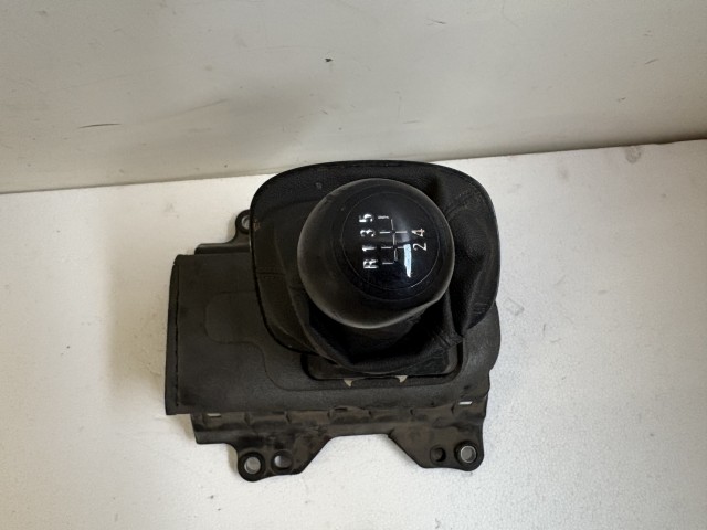 Opel Corsa E  Váltókulissza Váltókar