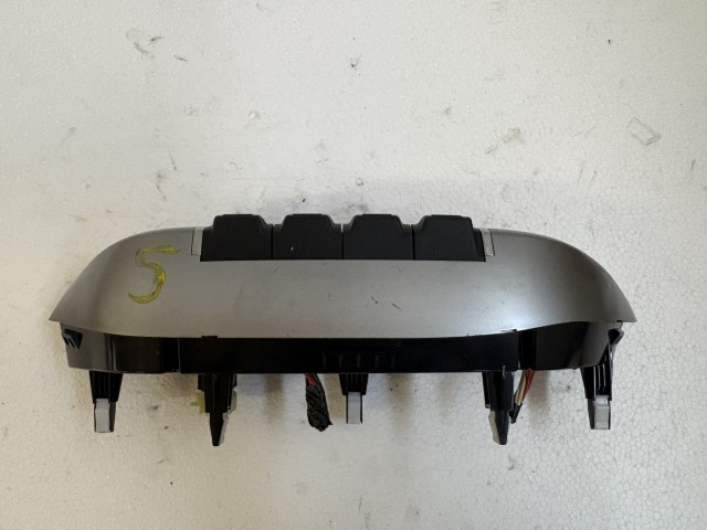 Kia Rio III.(UB) 2011-2017 Fűtés- és közép kapcsolók Használt