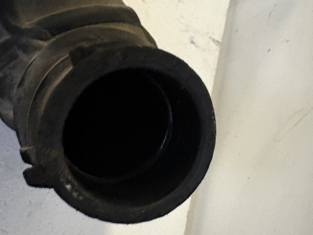 Kia Rio III.(UB) 2011-2017 Levegőcső  Használt 