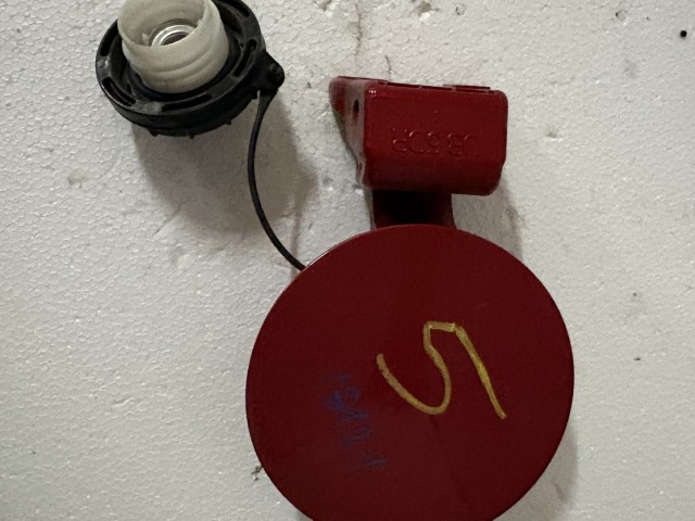 Kia Rio III.(UB) 2011-2017 Tankajtó Használt  piros 