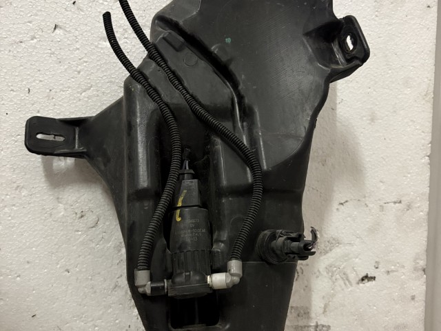 Opel Astra J szintjelzős Ablakmosó tartály