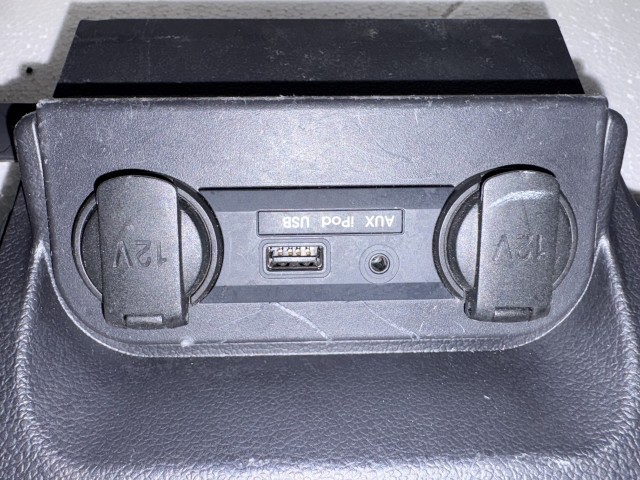 Kia Rio III.(UB) 2011-2017 Usb csatlakozó Használt