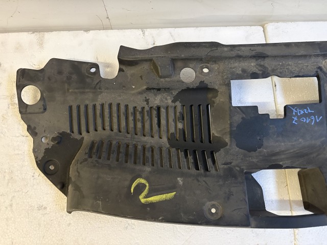 Chevrolet Trax U200 2013 zárhíd takaró Használt