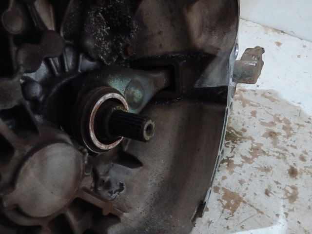 Kia Rio III.(UB) 1.1 Diesel M6cf1 Váltó 6 Sebességes