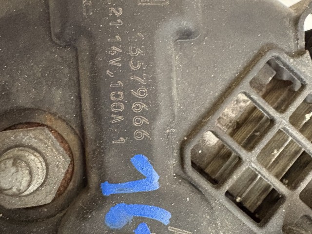 Opel Insignia 1.8 Benzin Generátor