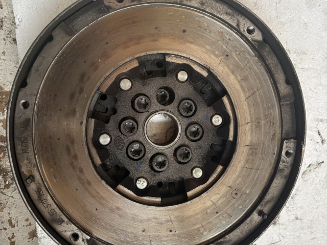 Opel Astra J 1.7 Cdti kettős tömegű lendkerék szett Használt A17DTR