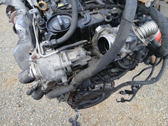 Opel Astra J 1.6 Cdti Diesel Motor Használt B16dtl (Komplett Motor)