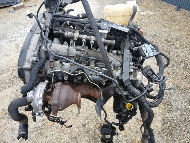 Opel Astra J 2.0 cdti Diesel Motor Használt A20dth (Komplett motor)