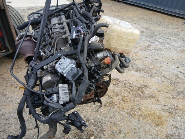 Opel Astra J 2.0 cdti Diesel Motor Használt A20dth (Komplett motor)