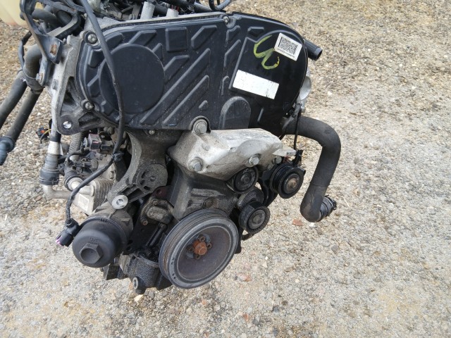 Opel Astra J 2.0 cdti Diesel Motor Használt A20dth (Komplett motor)