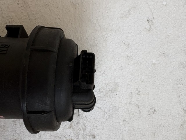 Opel Zafira B 2005-2014 2005-2014 Gázolajszűrő Ház Használt