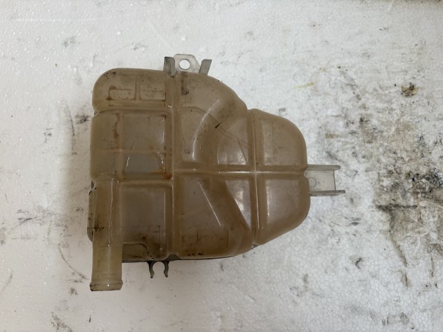 Opel Meriva B 2010-2017 Kiegyenlítő tartály Használt   